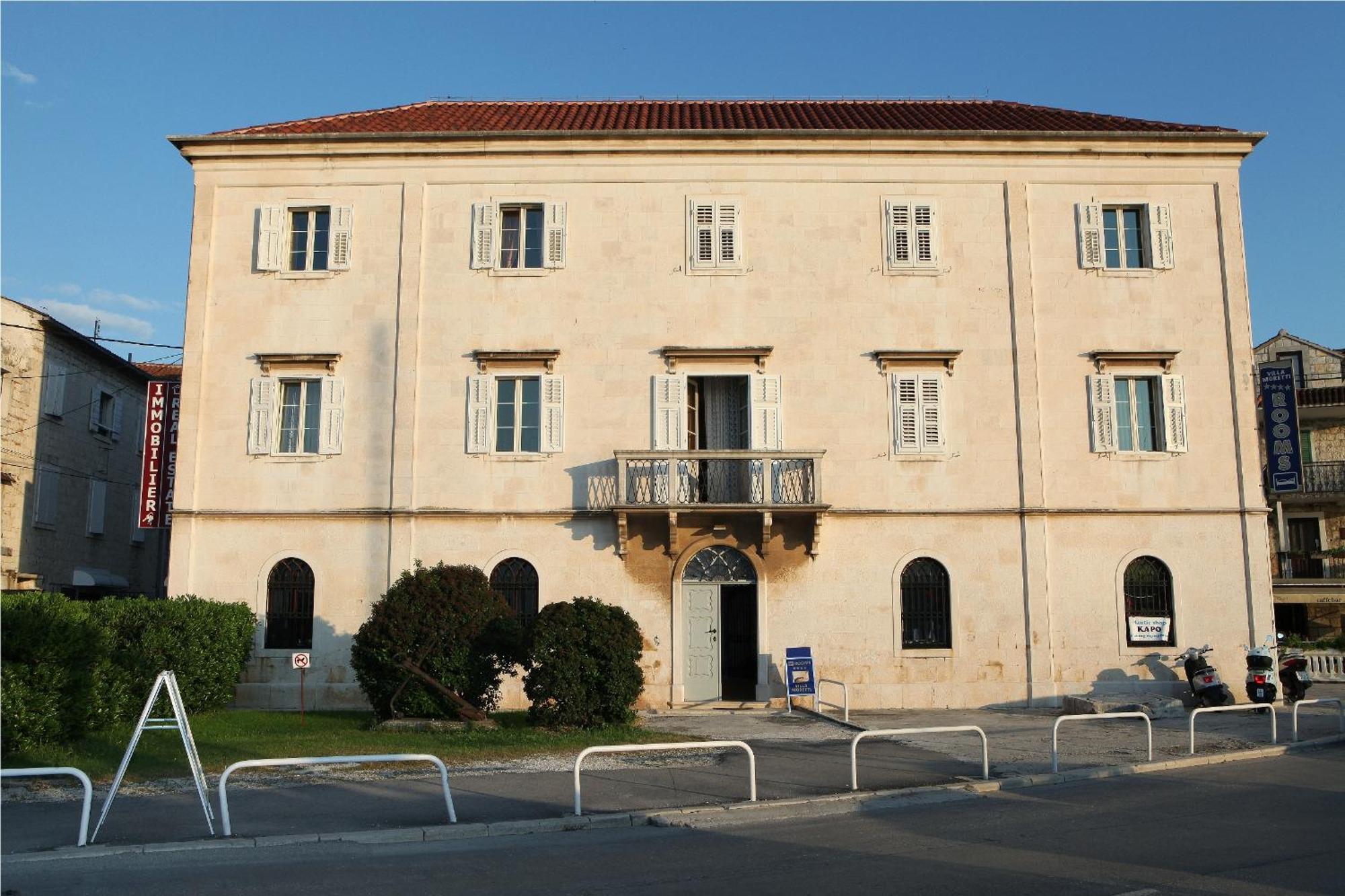 Villa Moretti Трогир Екстериор снимка